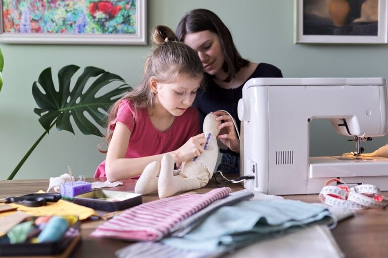 Sewing for Kids: Easy Projects to Spark Creativity and Skill